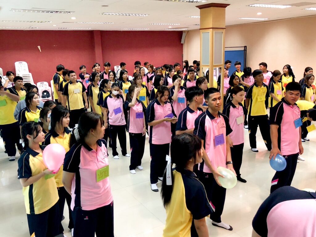 วิทยาลัยเทคโนโลยีพัฒนเวช จัดกิจกรรมปฐมนิเทศนักเรียน นักศึกษาใหม่ ปีการศึกษา 2568